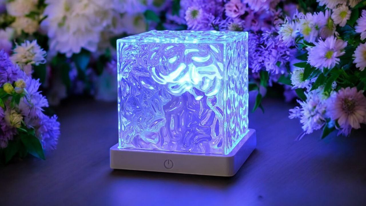 Dynamic Rotating Water Ripple Projector – 16-Color Flame Crystal Lamp